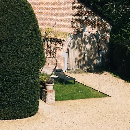 Domaine De La Mirande *